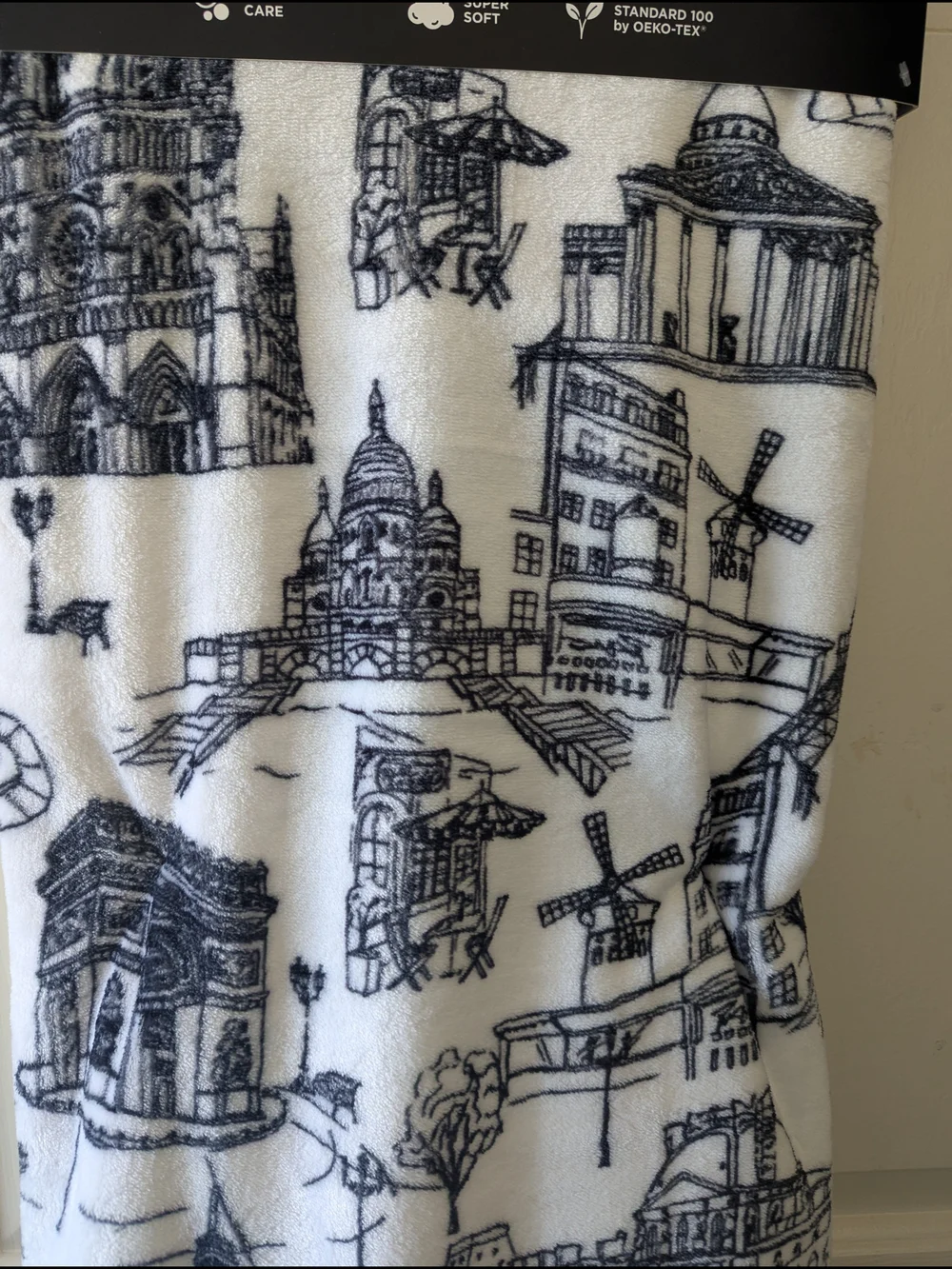 Karl Lagerfeld Throw Blanket 60x70 Black White Paris Print Super Soft OEKO